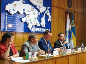 Представители местного самоуправления Польши поделились опытом с днепропетровскими коллегами Представители местного самоуправления Польши поделились опытом с днепропетровскими коллегами