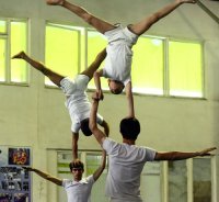 ��������