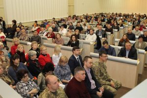����� 200 ������ ����� �������� ������ ��� ��������� ��� ���������� ����������� �������