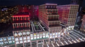 � ������ Cascade Plaza �������� ������-����� ���� � ������������� �������