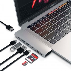 � ����������� ��������� Satechi ������ ���� USB-C Combo Hub � USB-C Clamp Hub ����� Bluetooth ���� �1, ������ ��� ���� Satechi Eco Leather � ��������� ��� ��������� � ��������� R1