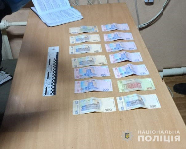 мужчина, управляя автомобилем Nissan Maxima, не справился с управлением и влетел в кювет мужчина, управляя автомобилем Nissan Maxima, не справился с управлением и влетел в кювет