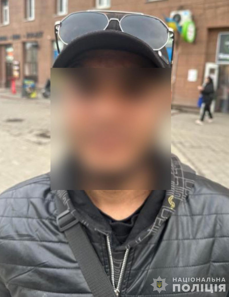 В Днепре полицейские задержали двоих подозреваемых в имущественных преступлениях на территории города В Днепре полицейские задержали двоих подозреваемых в имущественных преступлениях на территории города