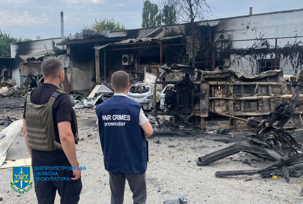 Четверо погибших и 12 раненых на Днепропетровщине – прокуроры фиксируют последствия вражеских обстрелов Четверо погибших и 12 раненых на Днепропетровщине – прокуроры фиксируют последствия вражеских обстрелов