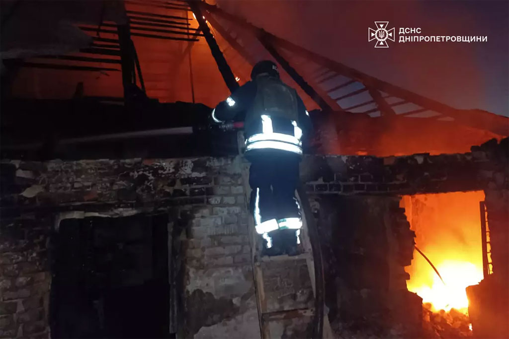 Никопольский район: пожарные ликвидировали пожары, вызванные вражескими обстрелами Никопольский район: пожарные ликвидировали пожары, вызванные вражескими обстрелами