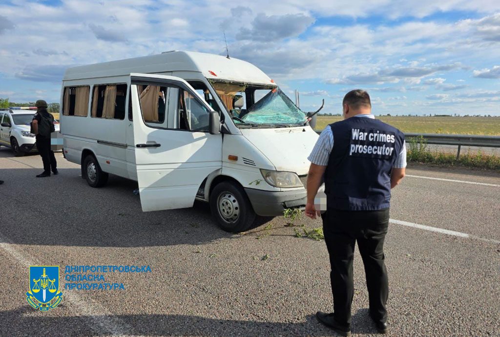 Погибший и раненный в результате ракетного удара по Днепровскому району – прокуроры фиксируют последствия обстрела Погибший и раненный в результате ракетного удара по Днепровскому району – прокуроры фиксируют последствия обстрела