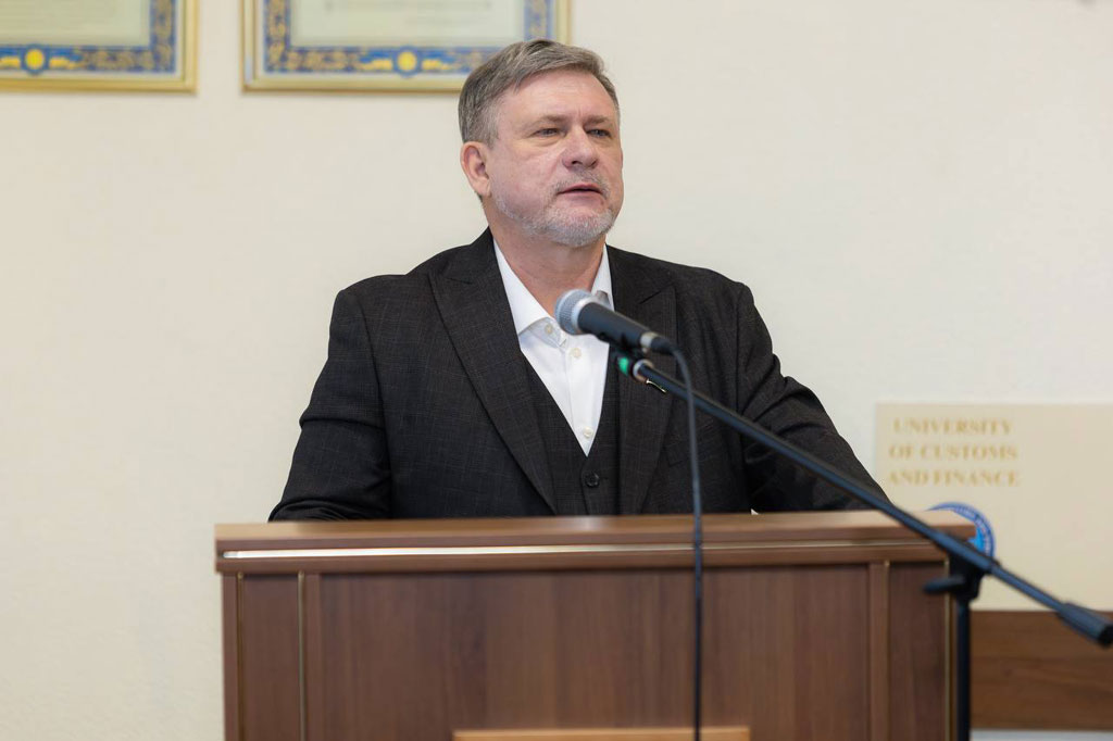 В Университете таможенного дела и финансов в Днепре открылся украинско-греческий центр В Университете таможенного дела и финансов в Днепре открылся украинско-греческий центр