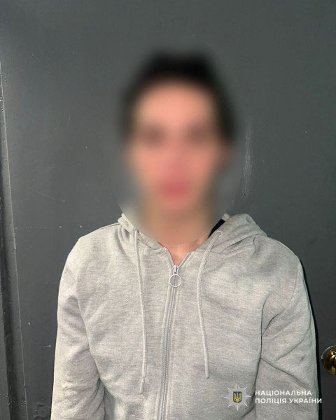 В Днепре 20-летний парень, угрожая ножом, напал на мужчину и завладел его имуществом В Днепре 20-летний парень, угрожая ножом, напал на мужчину и завладел его имуществом