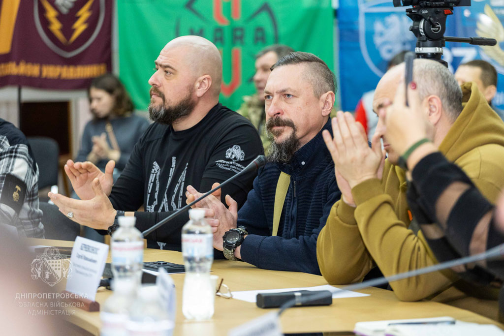 В Днепропетровской области ветеранам вручили сертификаты на жилье В Днепропетровской области ветеранам вручили сертификаты на жилье