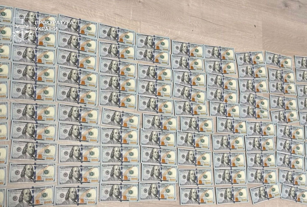 Присвоили более 50 млн. грн. по поддельным документам: полицейские разоблачили мошенников в Днепре Присвоили более 50 млн. грн. по поддельным документам: полицейские разоблачили мошенников в Днепре