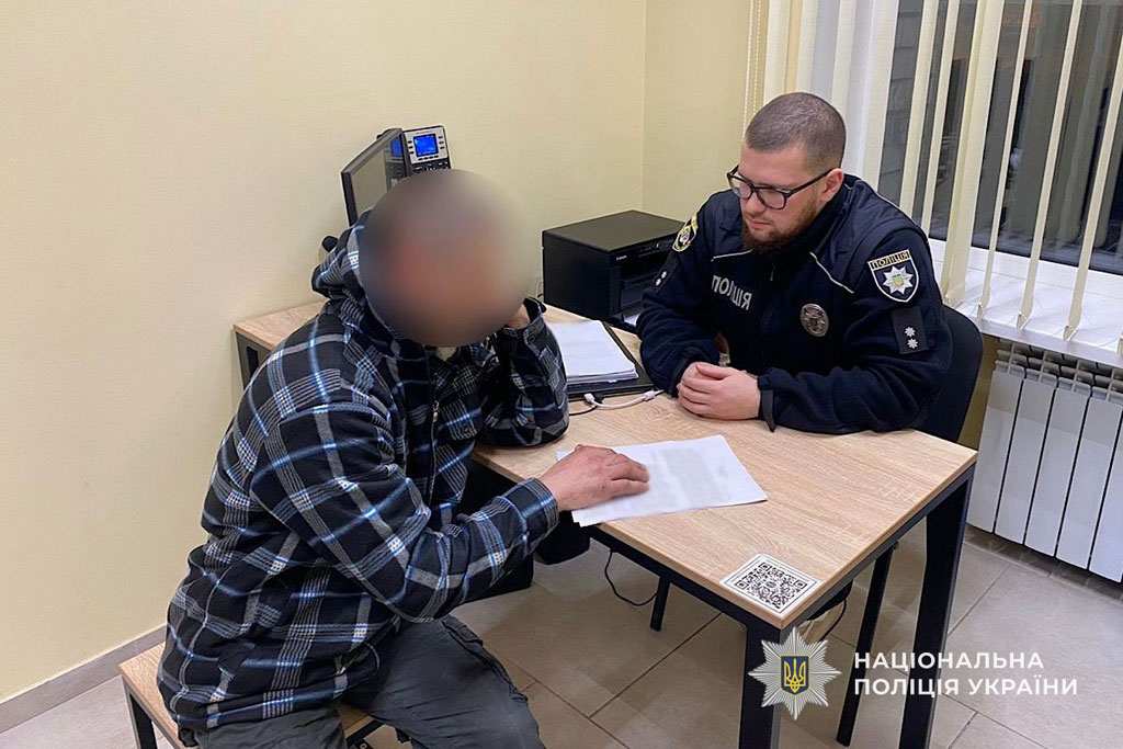 В Днепре мужчина сжег автомобиль: полиция задержала подозреваемого В Днепре мужчина сжег автомобиль: полиция задержала подозреваемого