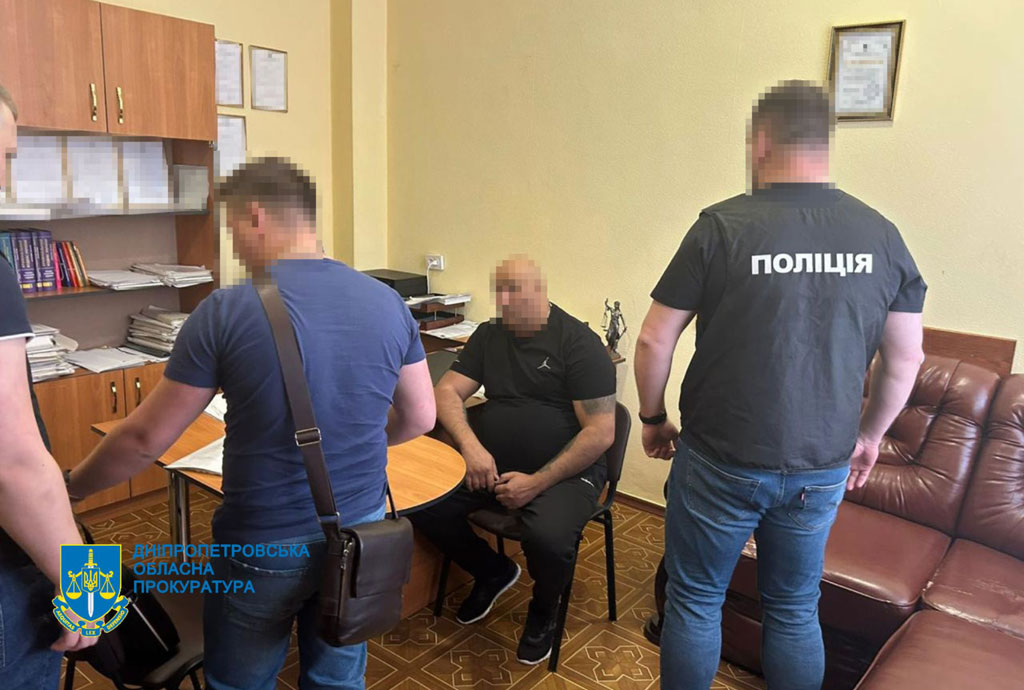 Подозрение за участие еще в одной «сходке» получили так называемые «смотрящие» по Кривому Рогу и местное учреждение исполнения наказаний Подозрение за участие еще в одной «сходке» получили так называемые «смотрящие» по Кривому Рогу и местное учреждение исполнения наказаний