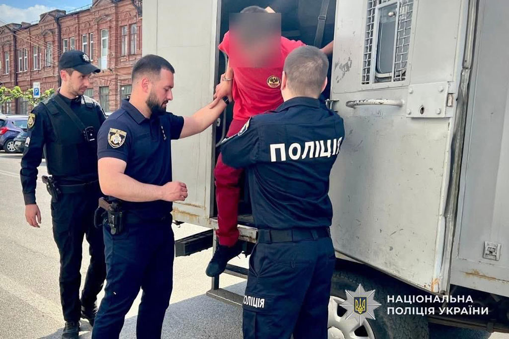 В Днепре будут судить 23-летнего мужчину, нанесшего тяжкие телесные повреждения горожанину В Днепре будут судить 23-летнего мужчину, нанесшего тяжкие телесные повреждения горожанину