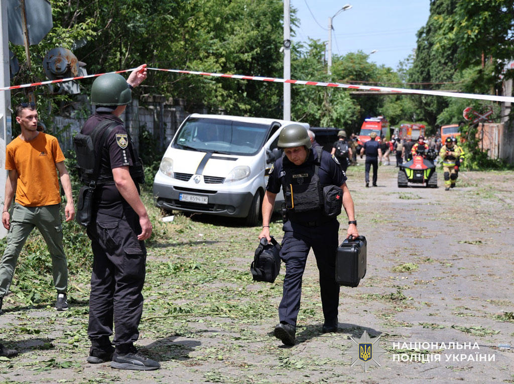 Враг нанес ракетные удары по городу Днепр и Самар 24 июня Враг нанес ракетные удары по городу Днепр и Самар 24 июня