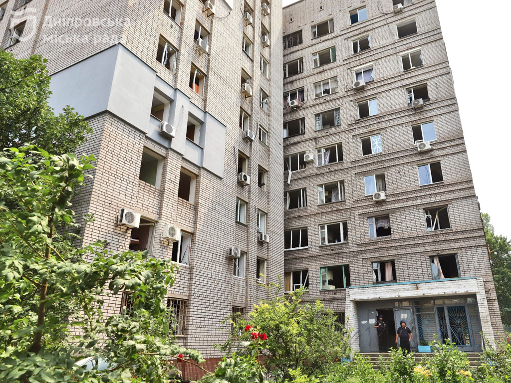 Один из самых дерзких ударов по Днепру. Филатов назвал ущерб утренней атаки 24 июня россиян на город Один из самых дерзких ударов по Днепру. Филатов назвал ущерб утренней атаки 24 июня россиян на город