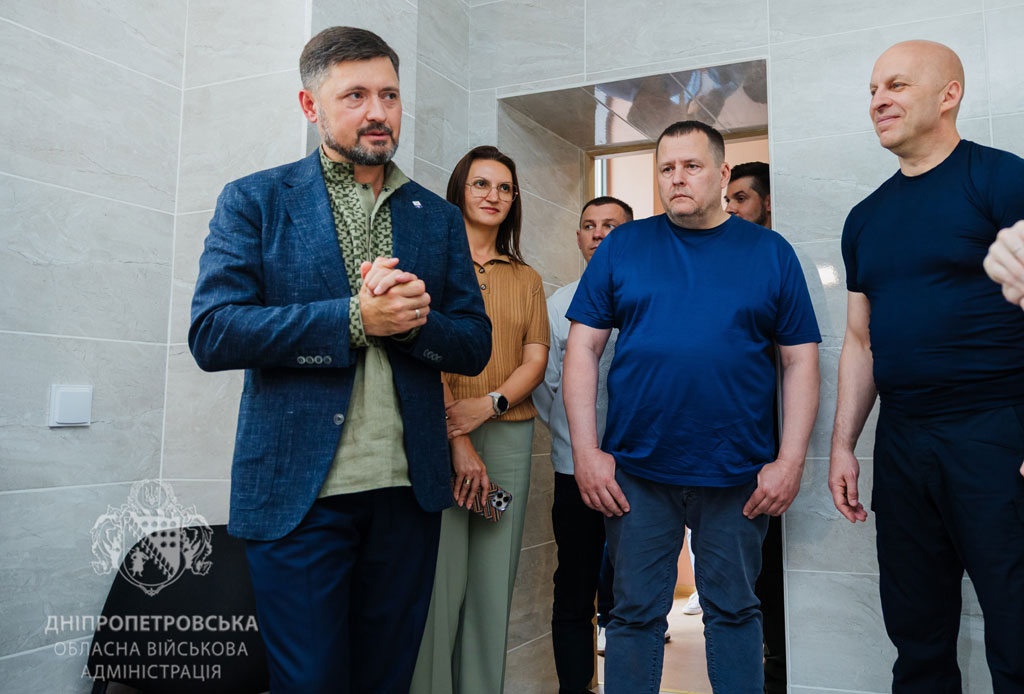 Более 30 семей мариупольцев получили ключи от смарт-квартир в Днепре Более 30 семей мариупольцев получили ключи от смарт-квартир в Днепре