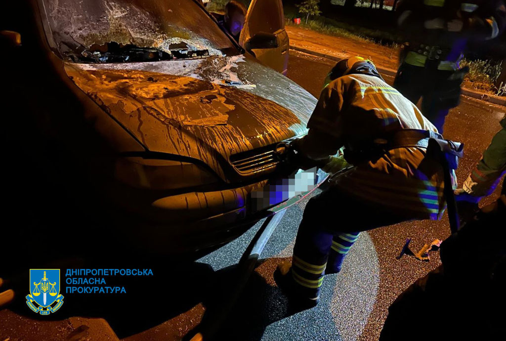 В Днепре полицейские задержали злоумышленника, причастного к поджогам военных авто В Днепре полицейские задержали злоумышленника, причастного к поджогам военных авто