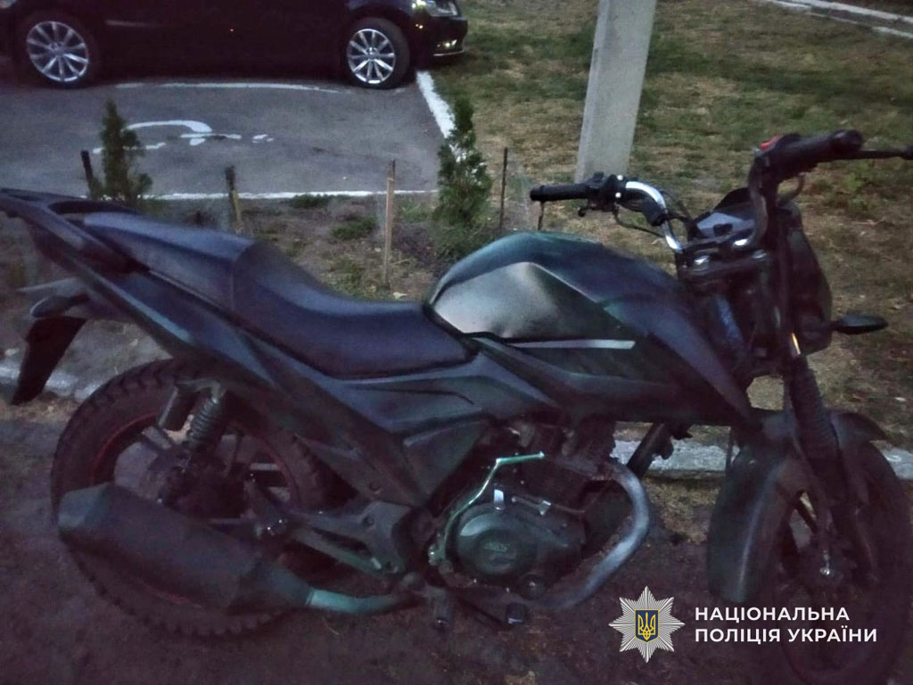 В Каменском районе будут судить четырех мужчин, причастных к завладению транспортными средствами В Каменском районе будут судить четырех мужчин, причастных к завладению транспортными средствами