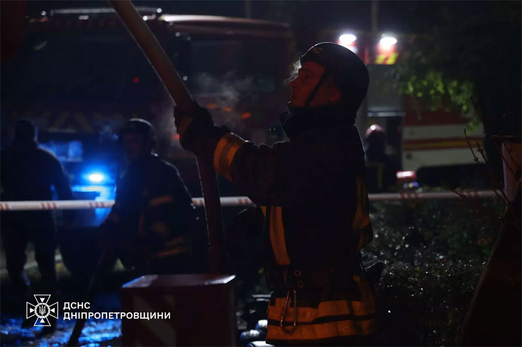 На Днепропетровщине 8 человек пострадали в результате массированной атаки беспилотниками по городу Каменское На Днепропетровщине 8 человек пострадали в результате массированной атаки беспилотниками по городу Каменское