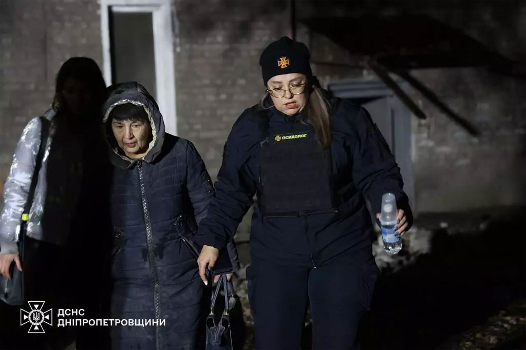 На Днепропетровщине 8 человек пострадали в результате массированной атаки беспилотниками по городу Каменское На Днепропетровщине 8 человек пострадали в результате массированной атаки беспилотниками по городу Каменское