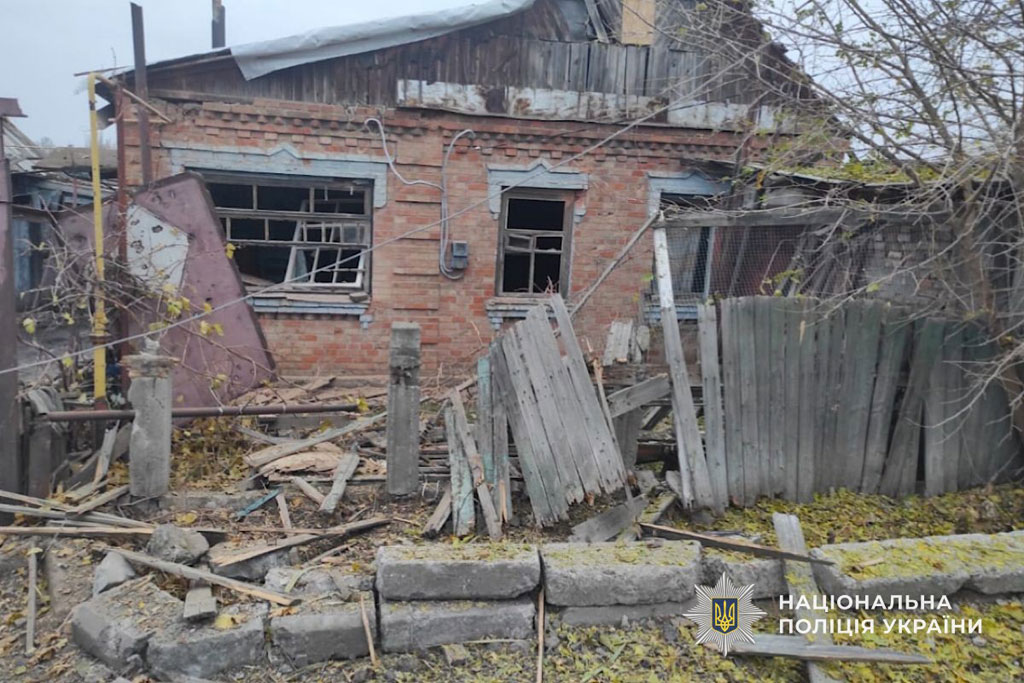 Враг атаковал Днепропетровщину 11-12 ноября – погиб человек, повреждены гражданские объекты: полицейские фиксируют последствия военных преступлений россиян Враг атаковал Днепропетровщину 11-12 ноября – погиб человек, повреждены гражданские объекты: полицейские фиксируют последствия военных преступлений россиян