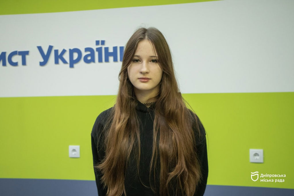 В Днепре школьников учат руководить дронами и спасать жизнь на уроках «Защита Украины» В Днепре школьников учат руководить дронами и спасать жизнь на уроках «Защита Украины»