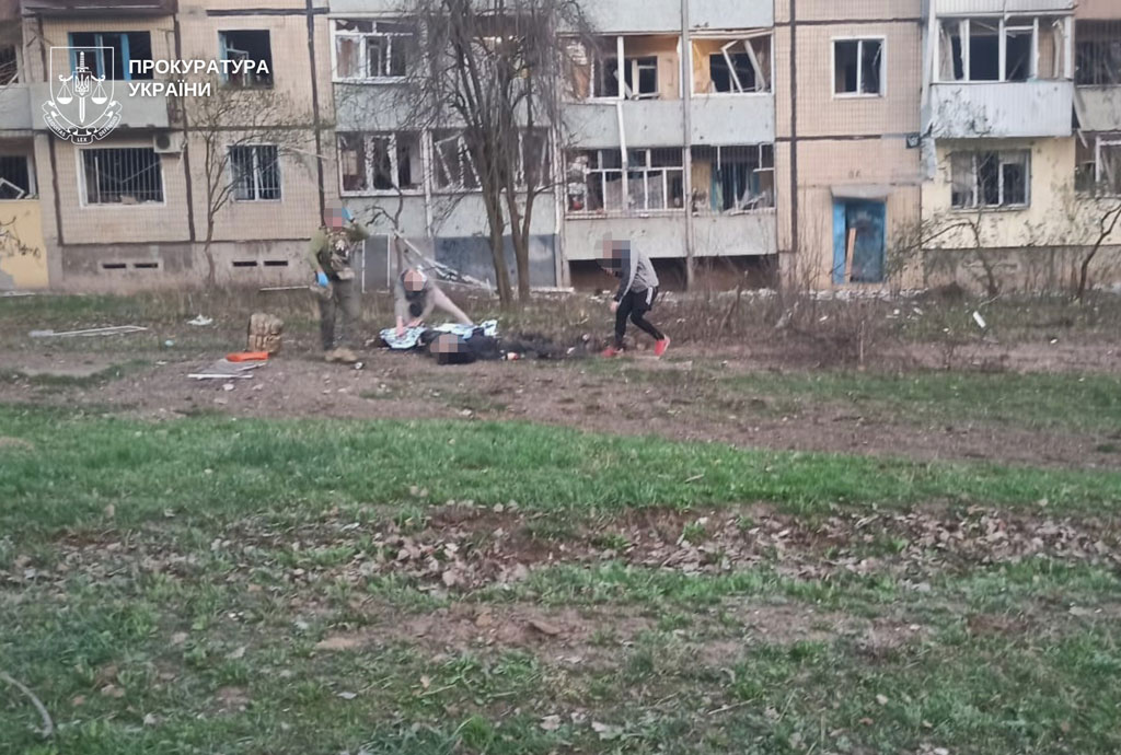 20 погибших, среди них 9 детей, и 44 раненых в результате ракетного удара РФ по детской площадке в Кривом Роге 4 апреля 2025 года 20 погибших, среди них 9 детей, и 44 раненых в результате ракетного удара РФ по детской площадке в Кривом Роге 4 апреля 2025 года