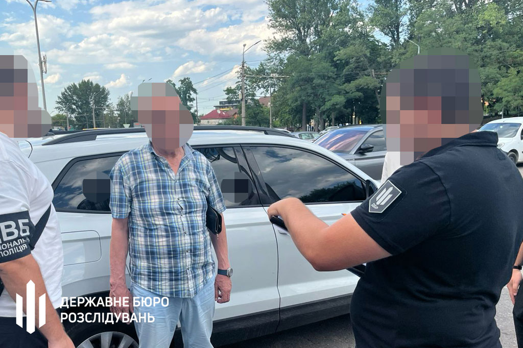 На Днепропетровщине будут судить бывшего чиновника ведомственной больницы, требовавшего взятку у раненого бойца На Днепропетровщине будут судить бывшего чиновника ведомственной больницы, требовавшего взятку у раненого бойца