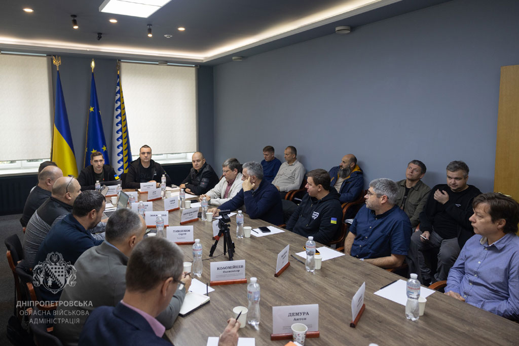 Минцифра, ОВА и мобильные операторы работают над обеспечением устойчивой связи в условиях военного времени Минцифра, ОВА и мобильные операторы работают над обеспечением устойчивой связи в условиях военного времени