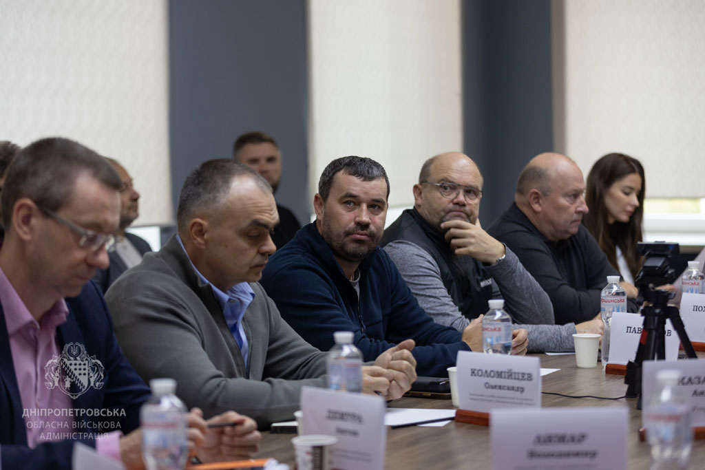 Минцифра, ОВА и мобильные операторы работают над обеспечением устойчивой связи в условиях военного времени Минцифра, ОВА и мобильные операторы работают над обеспечением устойчивой связи в условиях военного времени