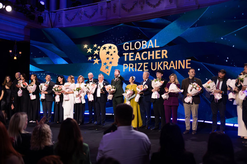 В десятку лучших по Global Teacher Prize Ukraine в Украине вошла учительница из Днепра В десятку лучших по Global Teacher Prize Ukraine в Украине вошла учительница из Днепра