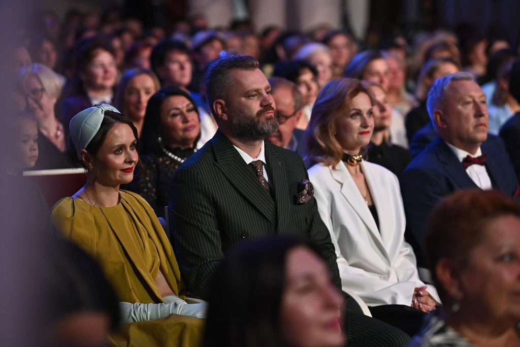 В десятку лучших по Global Teacher Prize Ukraine в Украине вошла учительница из Днепра В десятку лучших по Global Teacher Prize Ukraine в Украине вошла учительница из Днепра