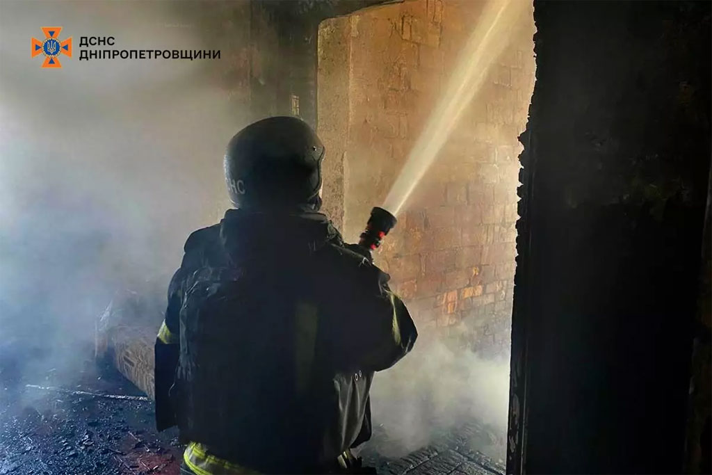 Армия РФ не прекращает атаки на Днепропетровскую область, пострадали люди: полиция зафиксировала последствия вражеских ударов Армия РФ не прекращает атаки на Днепропетровскую область, пострадали люди: полиция зафиксировала последствия вражеских ударов
