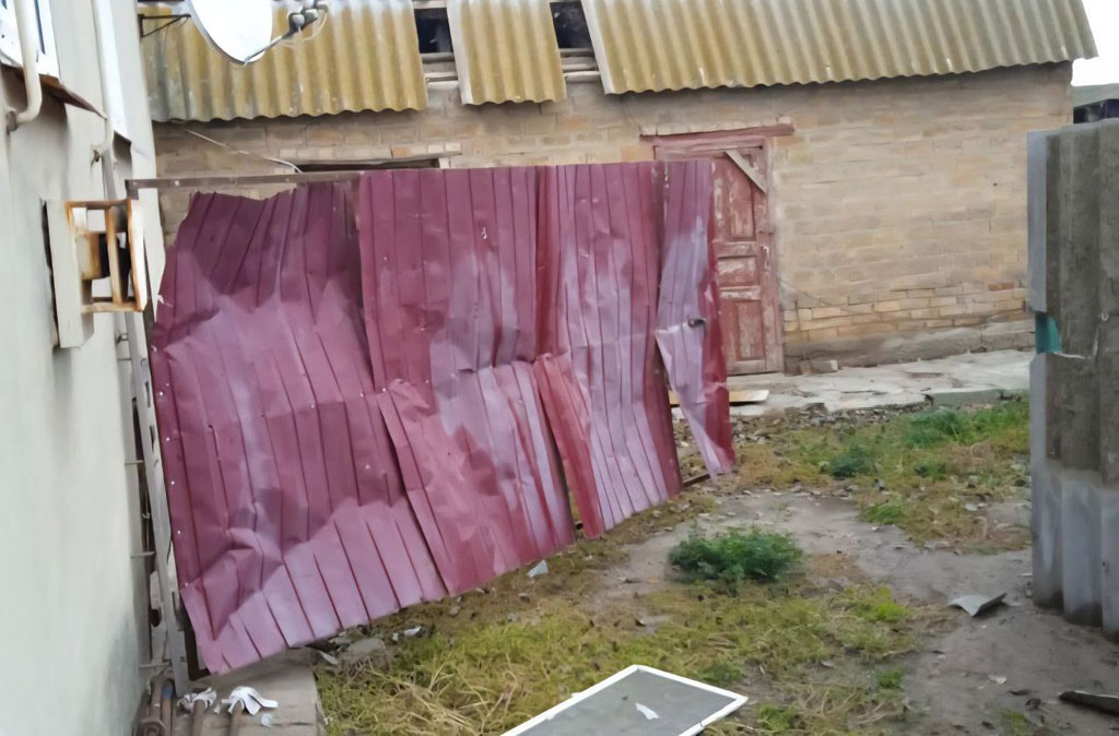 На Днепропетровщине в результате вражеских атак погибшая, пострадали люди, среди них полицейские: следователи фиксируют последствия военных преступлений На Днепропетровщине в результате вражеских атак погибшая, пострадали люди, среди них полицейские: следователи фиксируют последствия военных преступлений