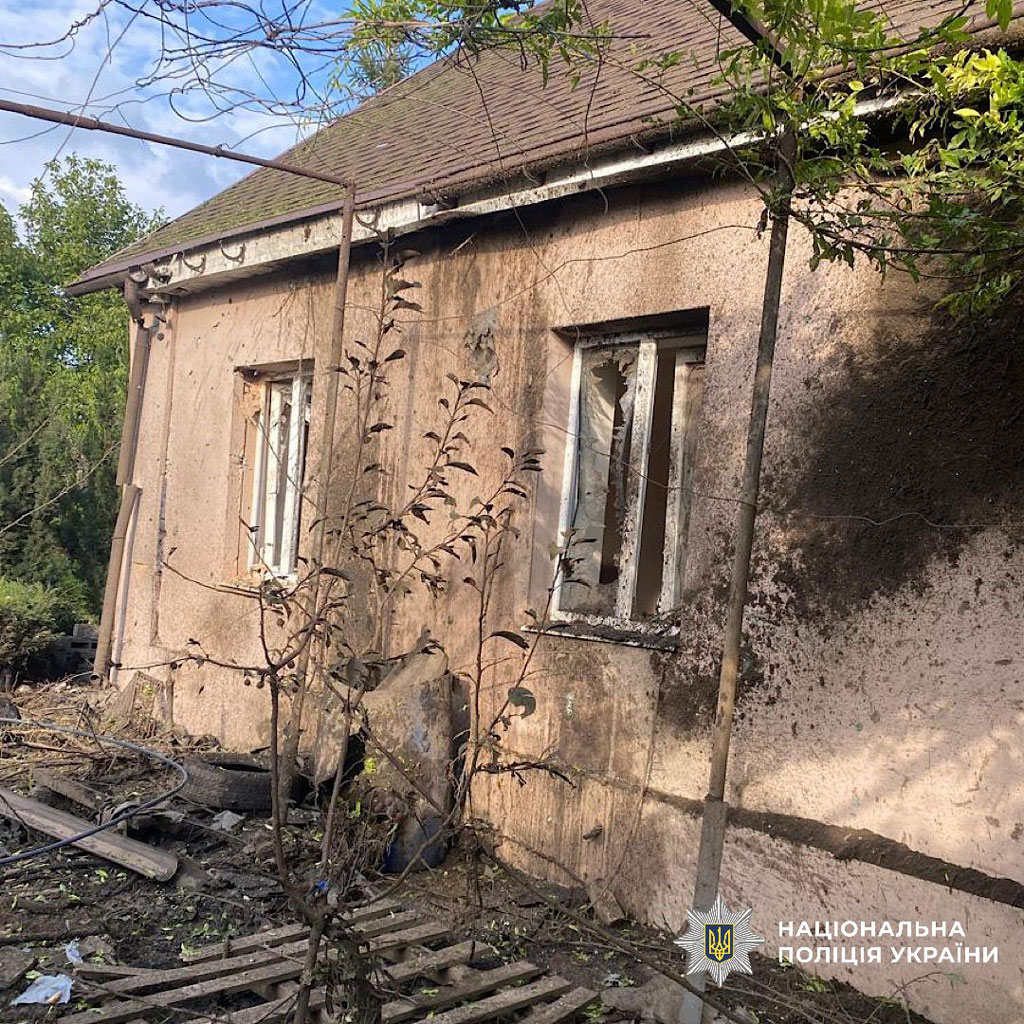 На Днепропетровщине в результате российской агрессии погибла женщина, шесть раненых - среди них полицейский: следователи задокументировали последствия военных преступлений На Днепропетровщине в результате российской агрессии погибла женщина, шесть раненых - среди них полицейский: следователи задокументировали последствия военных преступлений