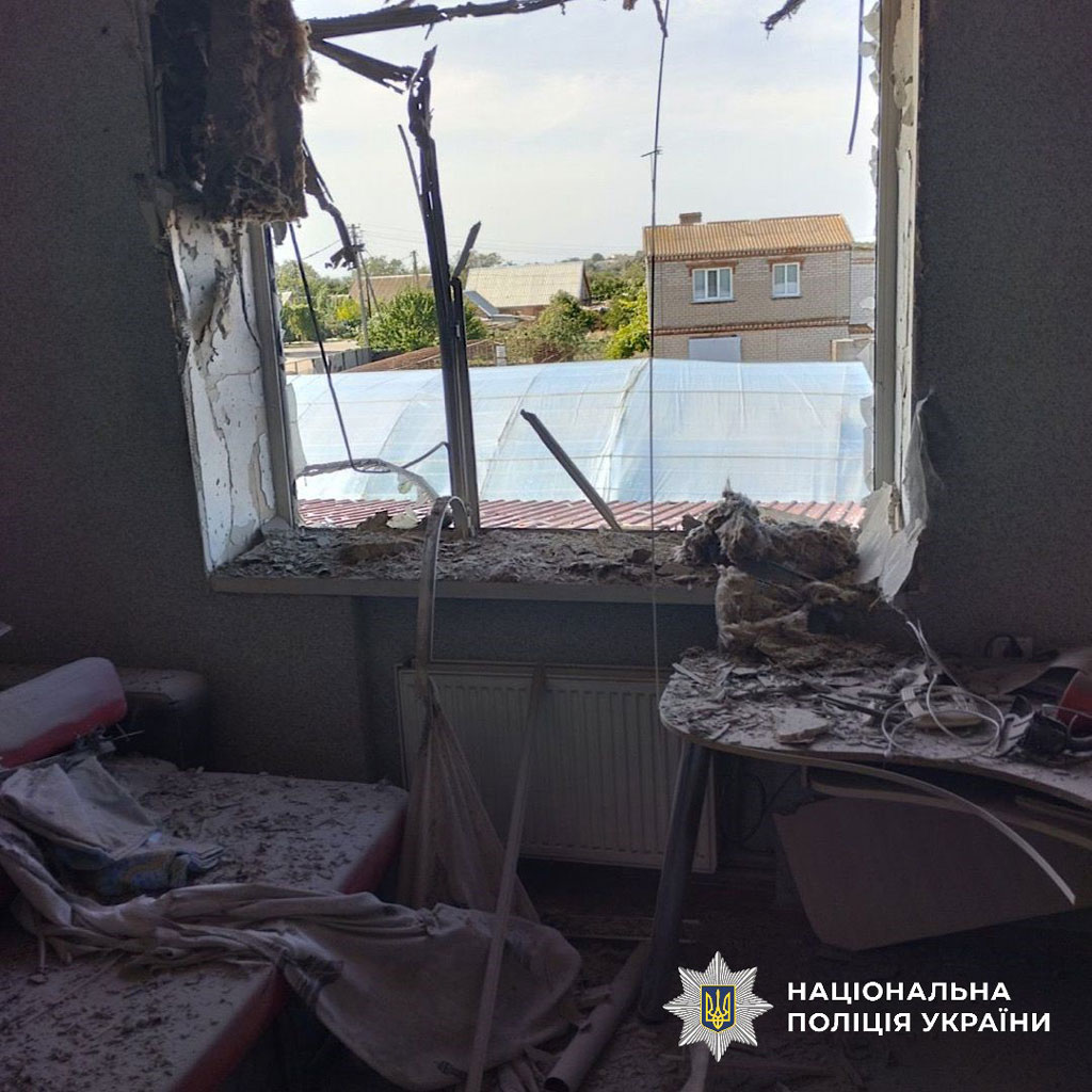 Армия РФ не прекращает атаки на Днепропетровщину - пострадали люди: полиция зафиксировала последствия вражеских ударов Армия РФ не прекращает атаки на Днепропетровщину - пострадали люди: полиция зафиксировала последствия вражеских ударов