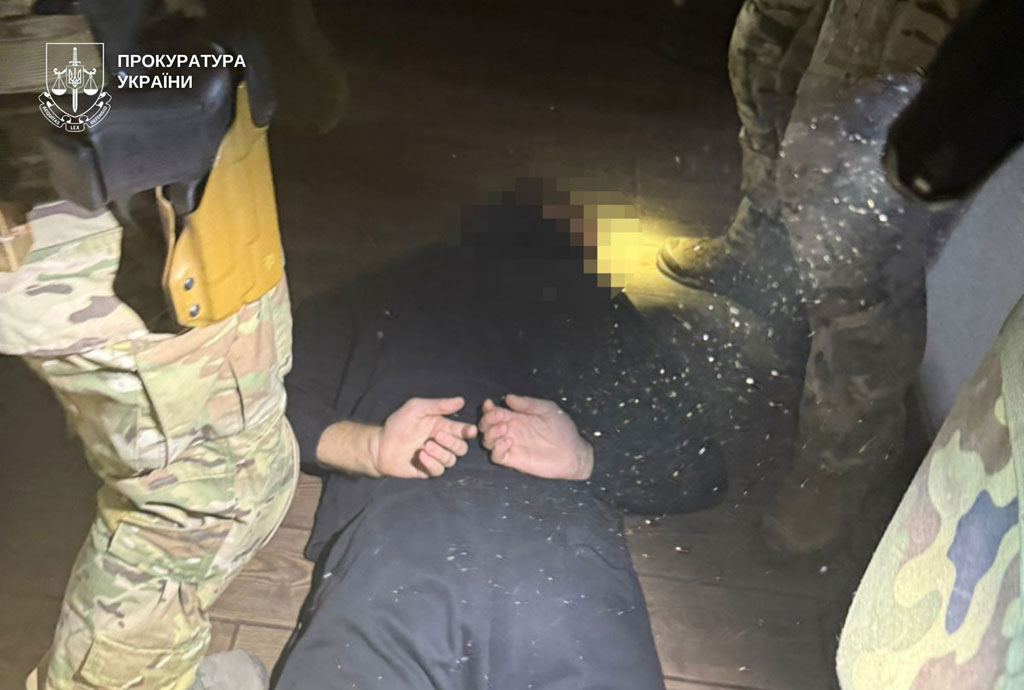 В Каменском разыскали и задержали мужчину, подозреваемого в убийстве жены В Каменском разыскали и задержали мужчину, подозреваемого в убийстве жены