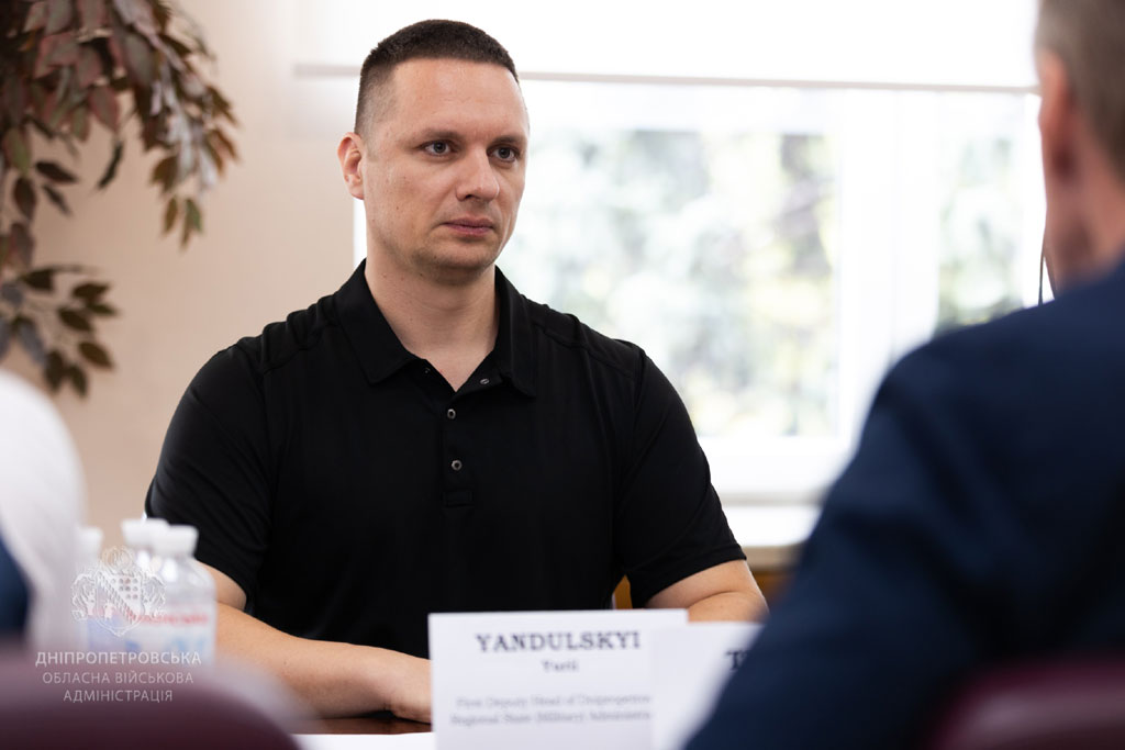Приоритетные направления для региона и проекты, к которым готовы присоединяться партнеры: команда Днепропетровской ОВА встретилась с делегацией от МОМ Приоритетные направления для региона и проекты, к которым готовы присоединяться партнеры: команда Днепропетровской ОВА встретилась с делегацией от МОМ