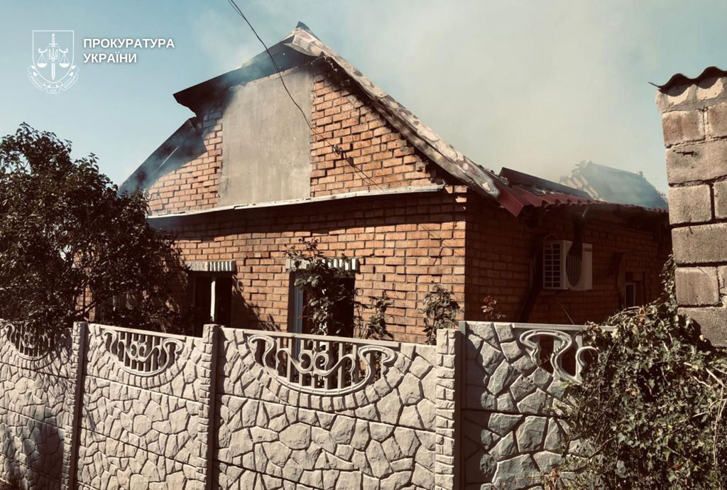 На Днепропетровщине в результате российских атак погибла пожилая женщина, еще четыре человека получили ранения: полиция документирует последствия очередного военного преступления На Днепропетровщине в результате российских атак погибла пожилая женщина, еще четыре человека получили ранения: полиция документирует последствия очередного военного преступления