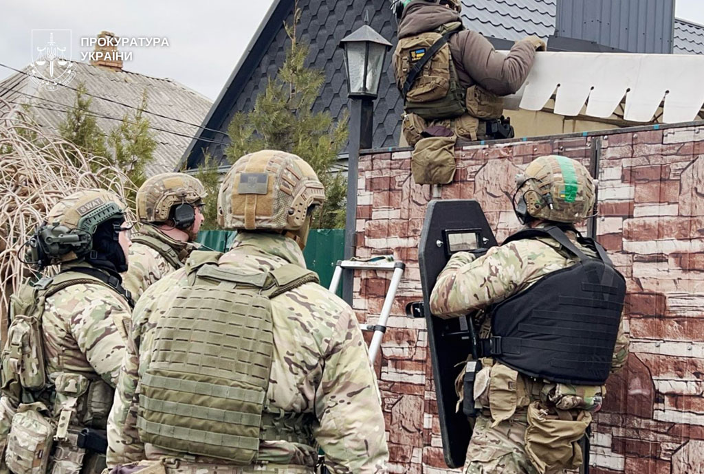 На Днепропетровщине будут судить 11 участников преступной организации «Белое братство», ежемесячно сбывавших до 35 тысяч доз психотропов На Днепропетровщине будут судить 11 участников преступной организации «Белое братство», ежемесячно сбывавших до 35 тысяч доз психотропов