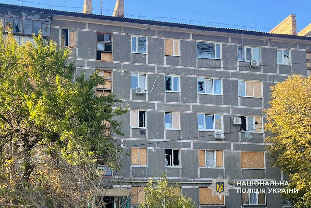 Агрессоры продолжают бить по гражданским объектам Днепропетровщины, пострадали семь человек: следователи устанавливают последствия обстрелов Агрессоры продолжают бить по гражданским объектам Днепропетровщины, пострадали семь человек: следователи устанавливают последствия обстрелов