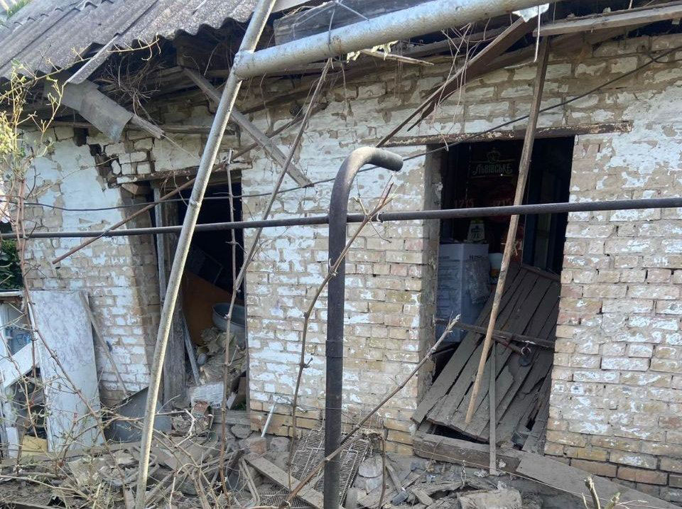враг атаковал Никопольский и Синельниковский район Днепропетровской области: следователи зафиксировали последствия вражеских ударов враг атаковал Никопольский и Синельниковский район Днепропетровской области: следователи зафиксировали последствия вражеских ударов