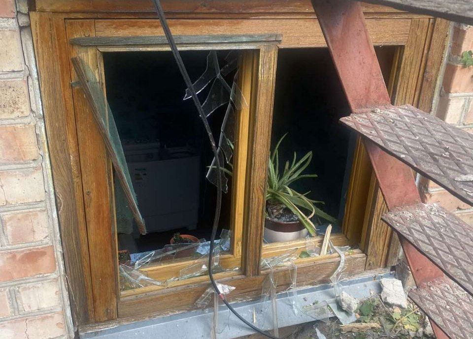 враг атаковал Никопольский и Синельниковский район Днепропетровской области: следователи зафиксировали последствия вражеских ударов враг атаковал Никопольский и Синельниковский район Днепропетровской области: следователи зафиксировали последствия вражеских ударов