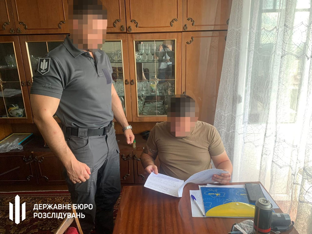 На Днепропетровщине будут судить двух военных, которые для увольнения со службы подделали справки о тяжелых болезнях родственников На Днепропетровщине будут судить двух военных, которые для увольнения со службы подделали справки о тяжелых болезнях родственников