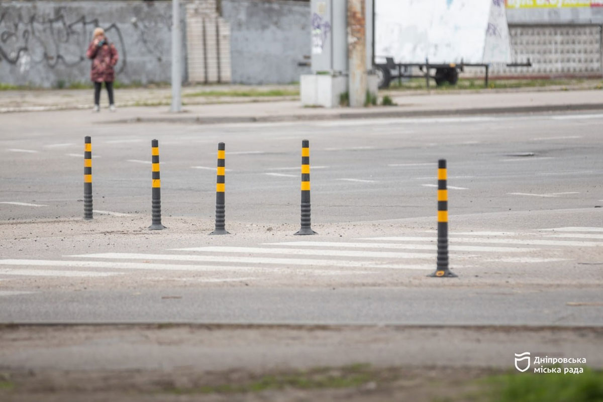 В Днепре усиливают контроль на дорогах: новые камеры, делиниаторы и ужесточение мониторинга В Днепре усиливают контроль на дорогах: новые камеры, делиниаторы и ужесточение мониторинга