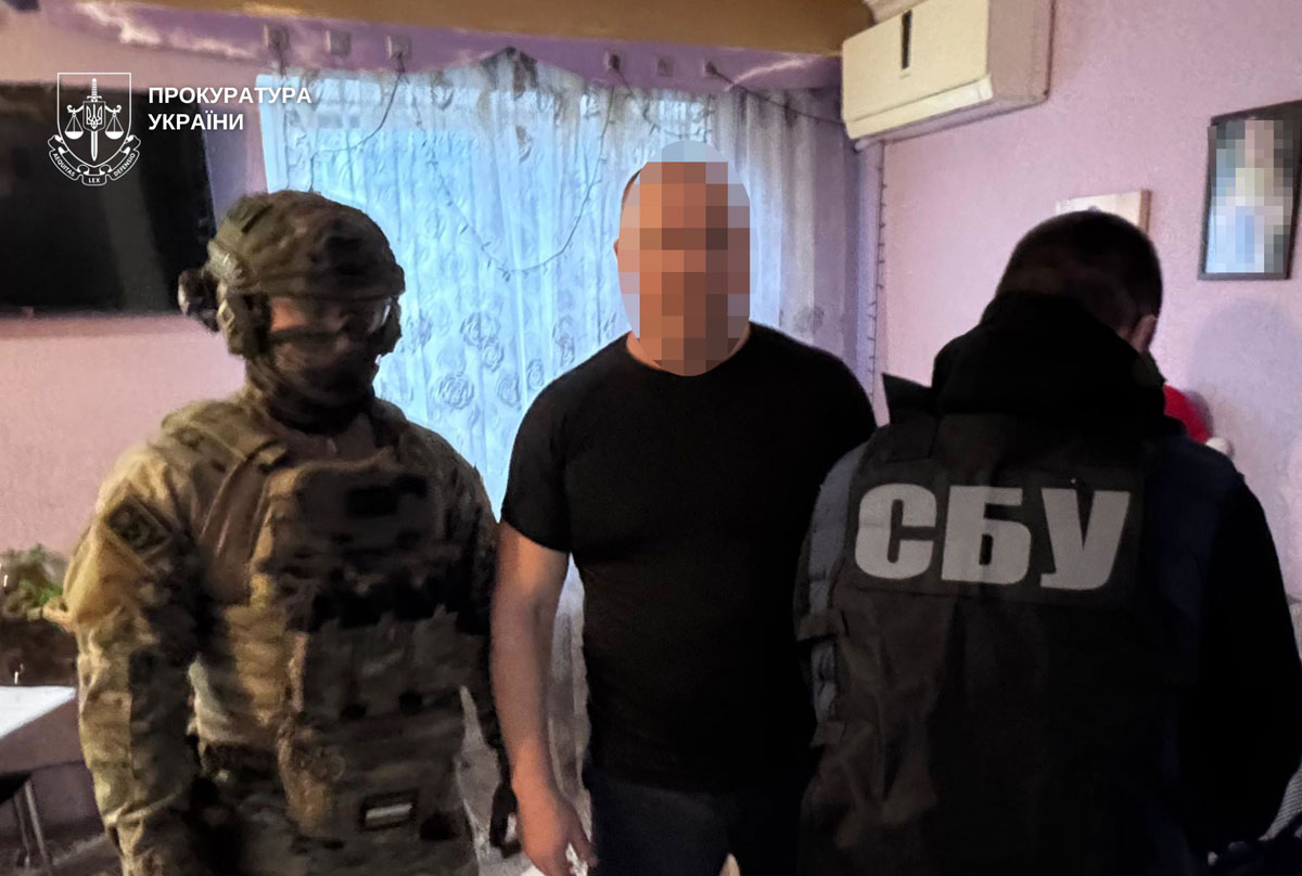Нелегальный выезд за $12 тысяч: в Днепре разоблачили организаторов схемы Нелегальный выезд за $12 тысяч: в Днепре разоблачили организаторов схемы
