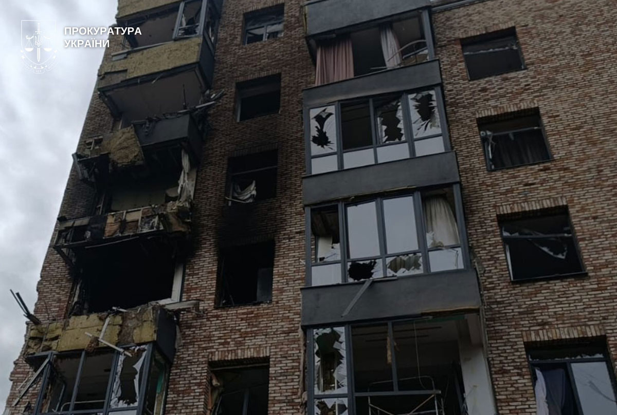 Последствия вражеских атак по Днепру в ночь с 15 на 16 апреля 2026 года Последствия вражеских атак по Днепру в ночь с 15 на 16 апреля 2026 года