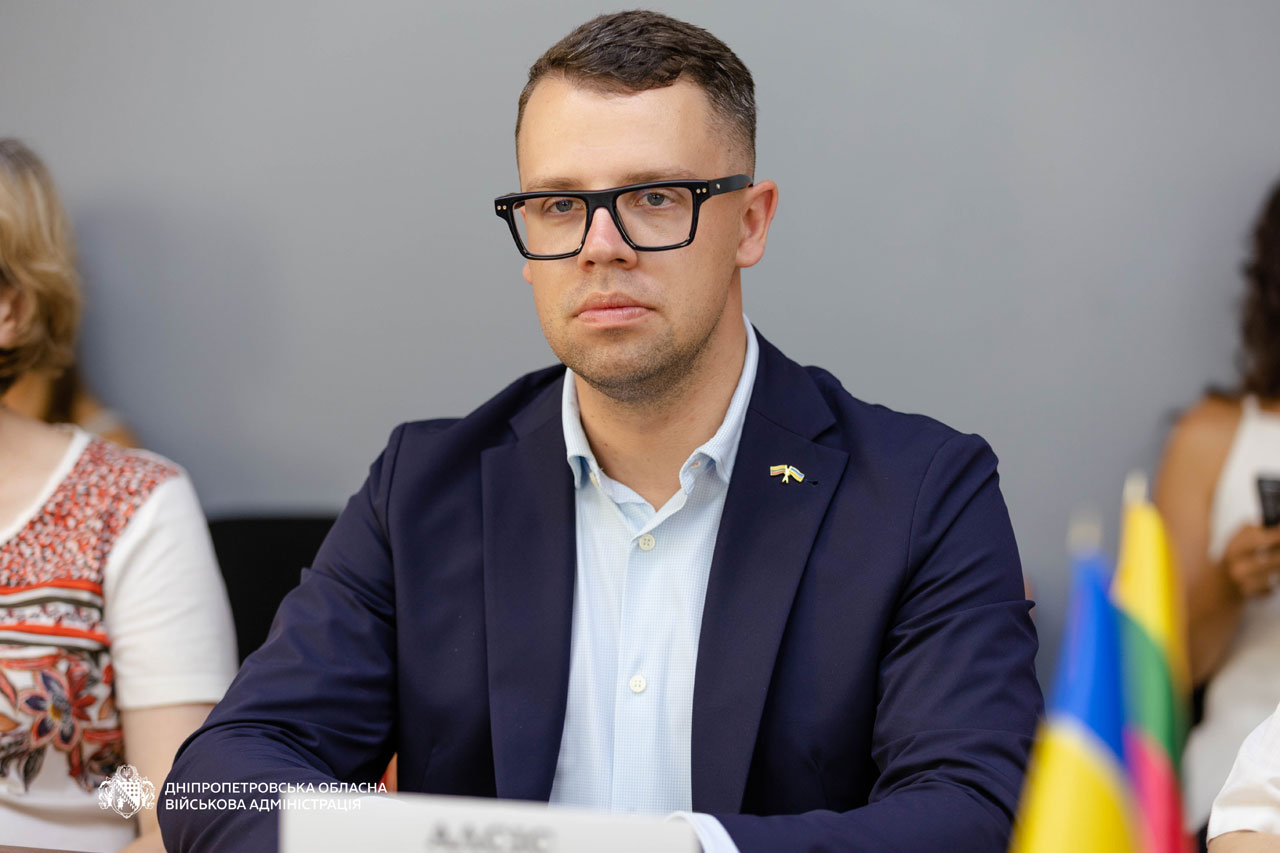 Министр культуры Литвы впервые выехал за рубеж и посетил Днепропетровщину: что Литва помогает сохранить в регионе Министр культуры Литвы впервые выехал за рубеж и посетил Днепропетровщину: что Литва помогает сохранить в регионе