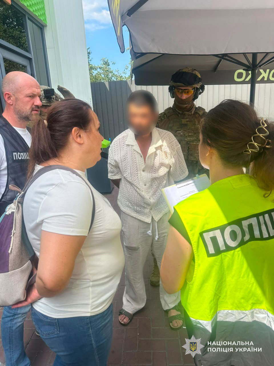 В Днепре разоблачили схему с фиктивным трудоустройством, «бронью» и незаконными документами: задержан 28-летний иностранец В Днепре разоблачили схему с фиктивным трудоустройством, «бронью» и незаконными документами: задержан 28-летний иностранец
