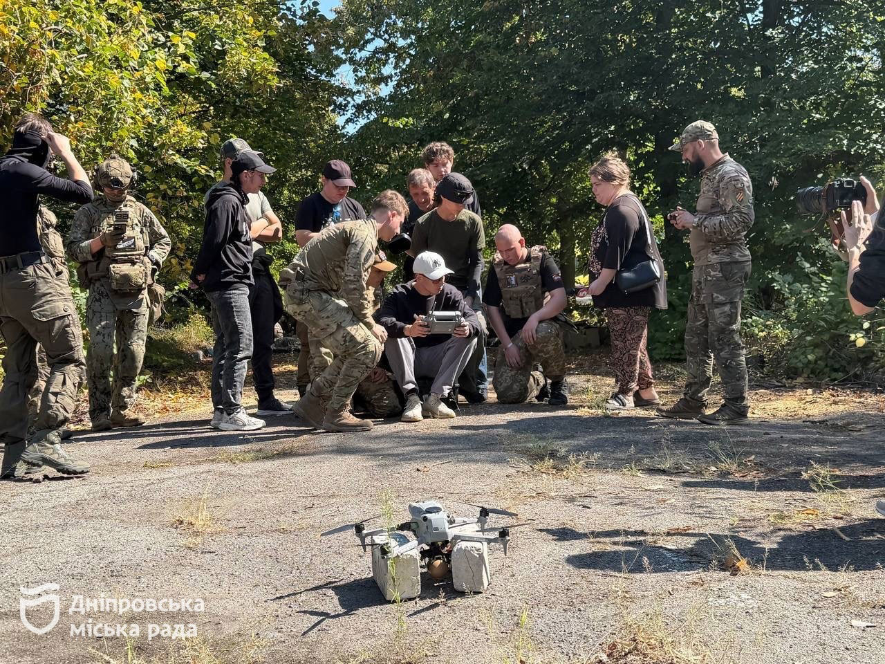 В Днепре прошёл крупнейший молодёжный военный тренинг «Нация непокорённых»: 140 участников освоили навыки, которые спасают жизни В Днепре прошёл крупнейший молодёжный военный тренинг «Нация непокорённых»: 140 участников освоили навыки, которые спасают жизни
